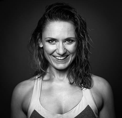 Portraitbild Katja Zielinski schwarz-weiss